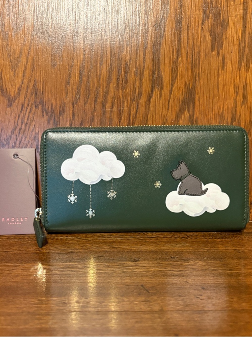 NWT-Radley London-It's Written In The❄️Snowflakes❄️Lg Zip Wallet-Dk Green-$128
